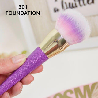 Glitter Brush Crush Foundation Brush