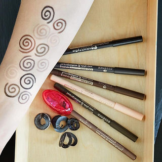 BEAUTY RESERVE - ESSENCE  EXTREME LASTING EYE PENCIL