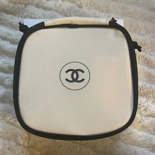 Beauty Reserve Pouch