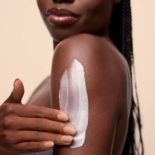 BEAUTY RESERVE - RARE BEAUTY FIND COMFORT : AWAKEN  CONFIDENCE BOUNCY BODY CREAM WITH HYALURONIC ACID